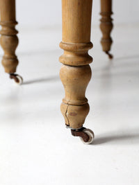 antique gate leg table