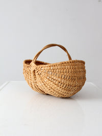 vintage harvet basket