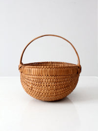 vintage buttocks basket