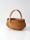 vintage buttocks basket