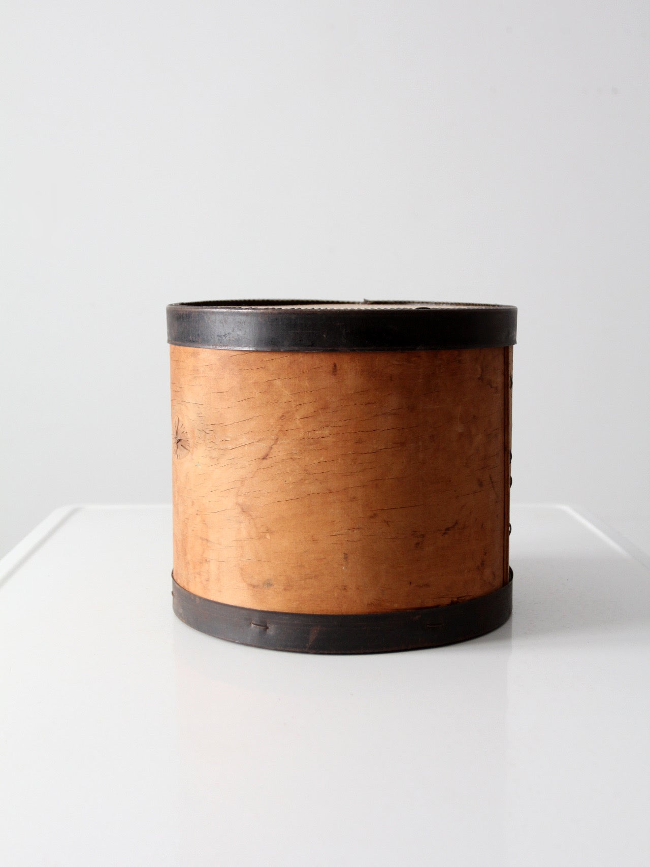 vintage wooden cheese box – 86 Vintage