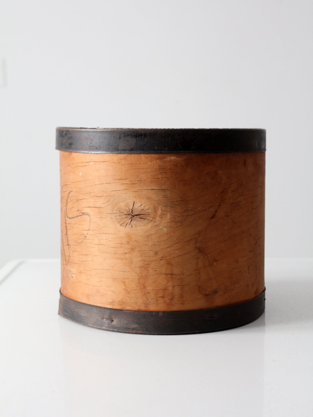 vintage wooden cheese box – 86 Vintage