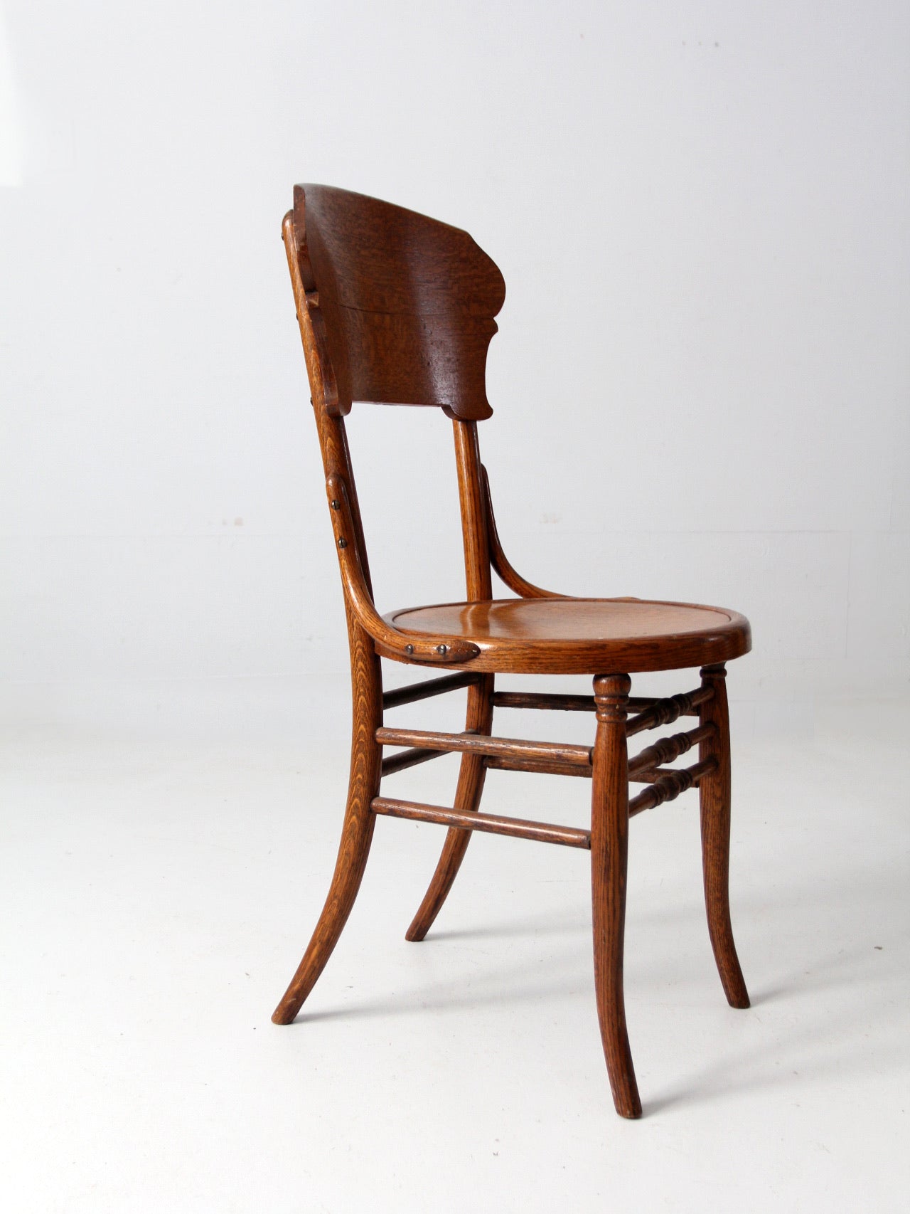 Bentwood chair ① antique bentwood chair – 86 Vintage