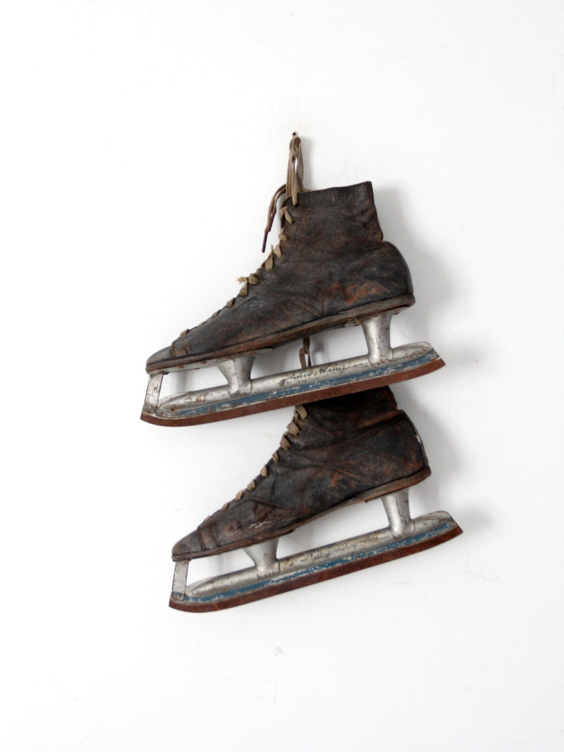 vintage AG Spaulding Silver Wing ice skates