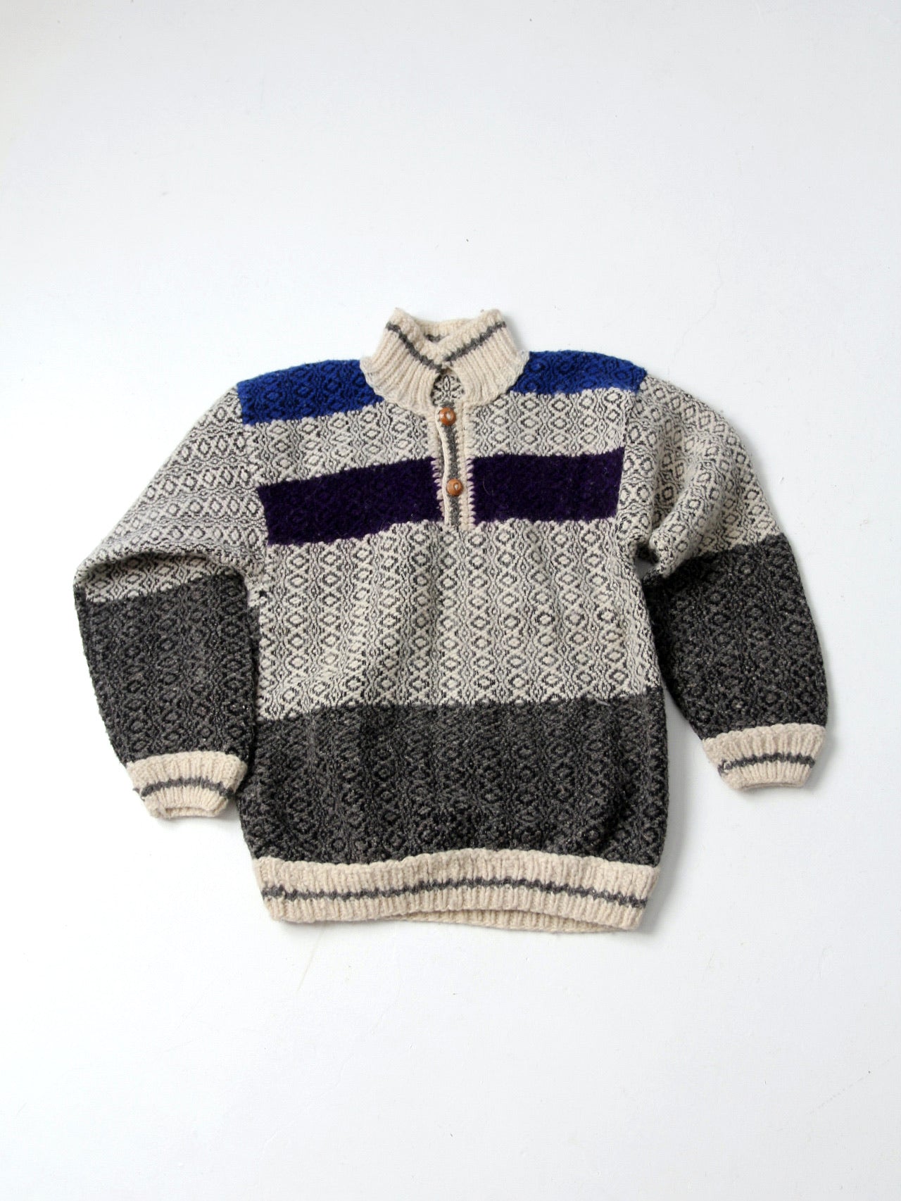 vintage hand knit Norwegian style sweater