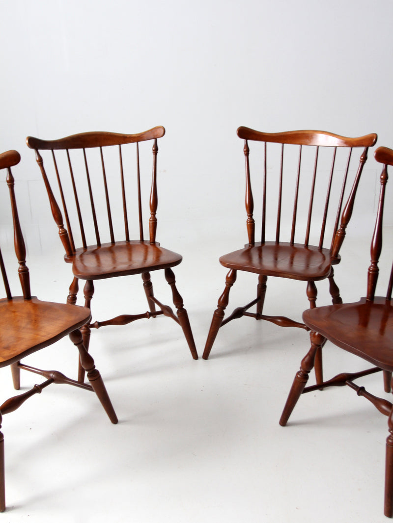 mid-century Windsor dining chairs set of 4