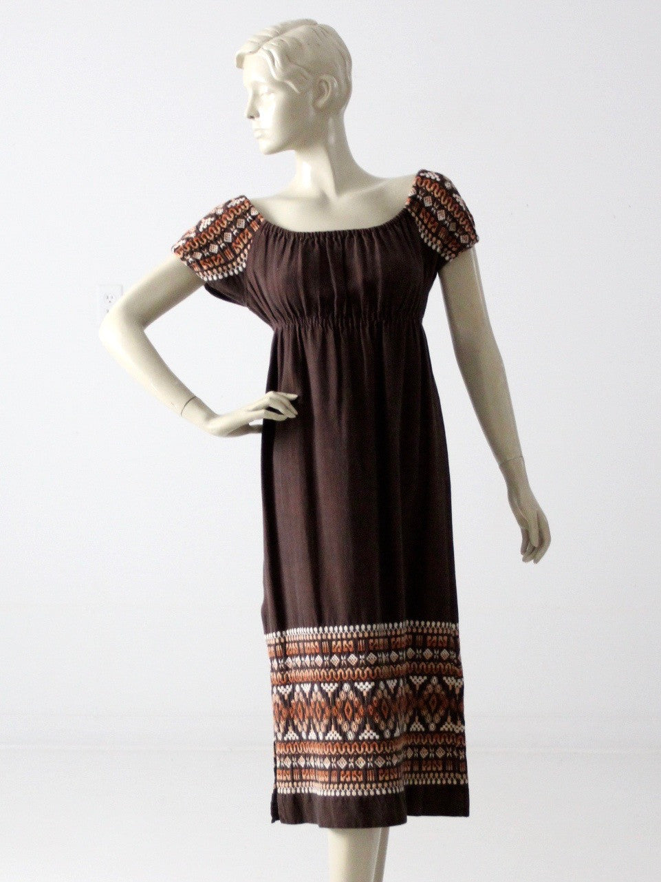 brown peasant dress vintage 70s embroidered – 86 Vintage _okendo:syndication_key:CL126726002 Sweetheart neckline with ruffle KissProm | Sparkly Lavender Size:0/6m
