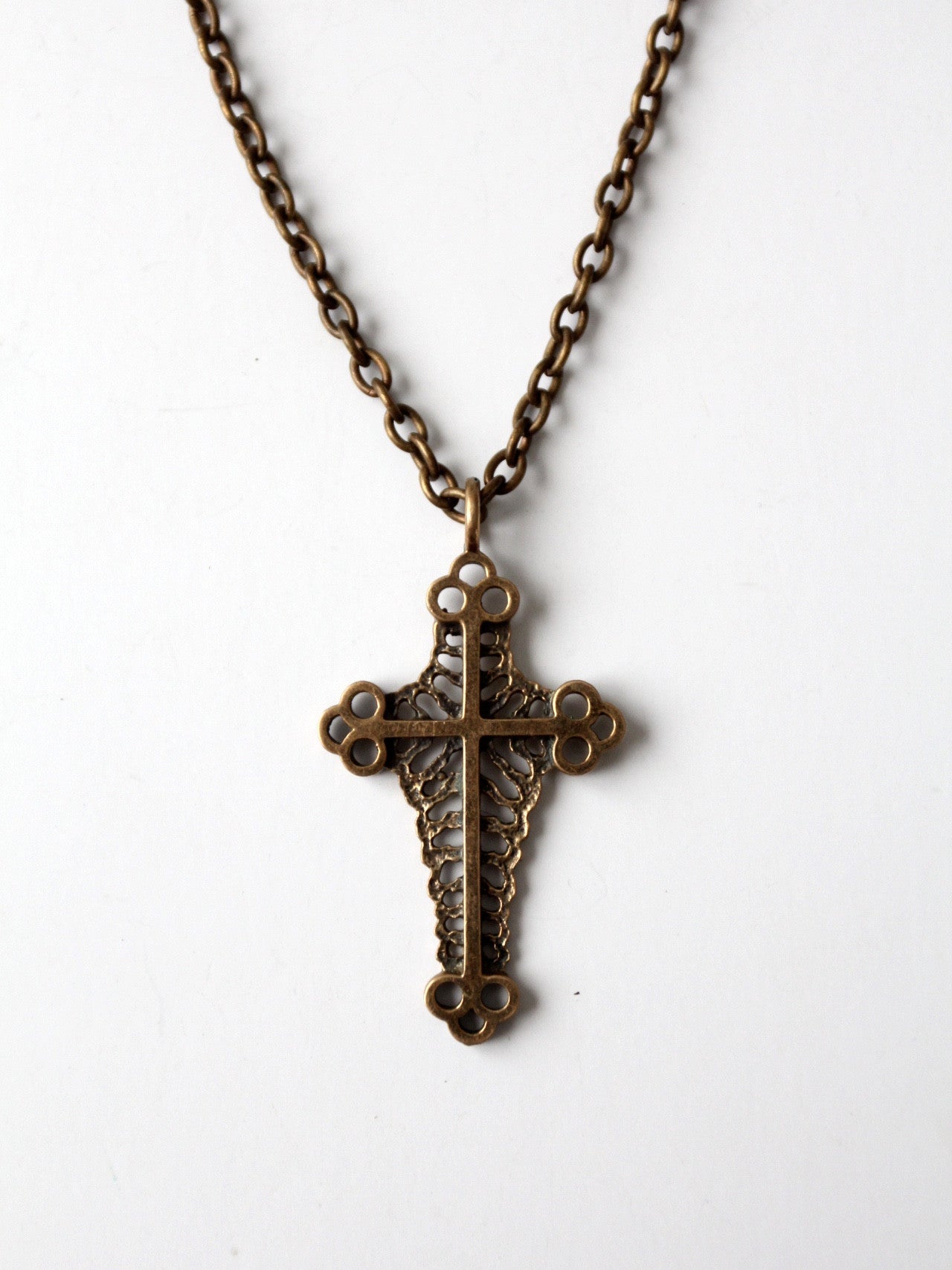 vintage cross pendant necklace