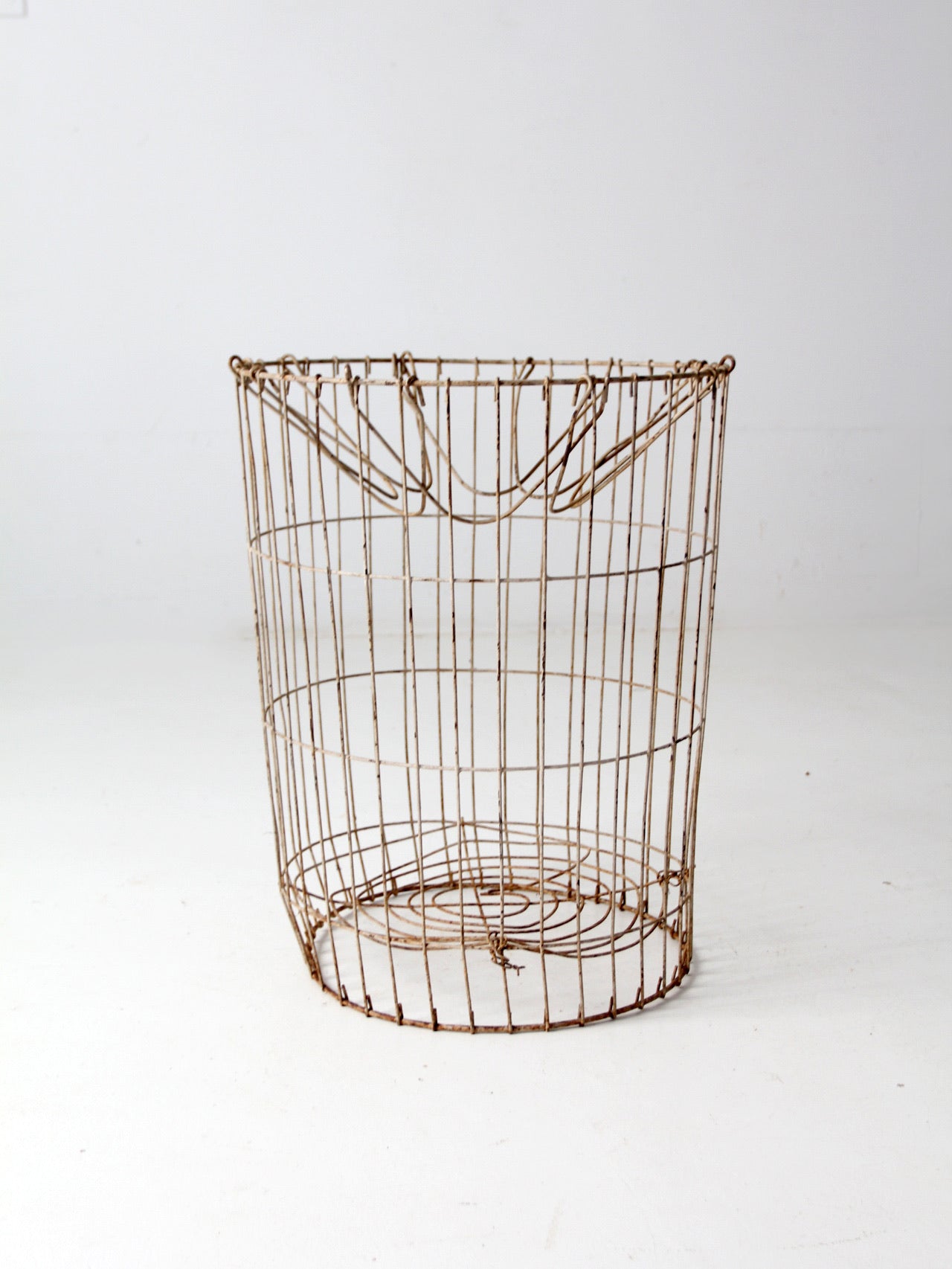 vintage industrial wire basket – 86 Vintage