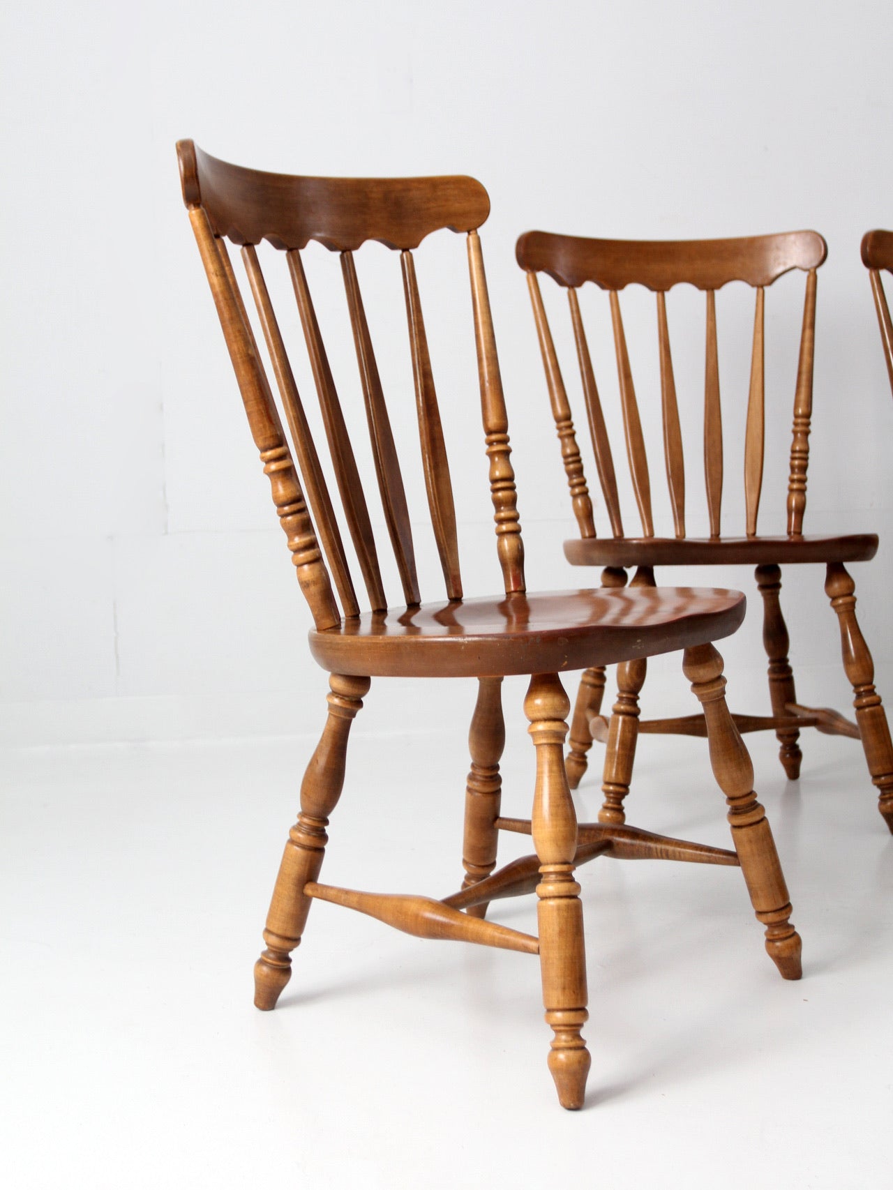 vintage Windsor dining chairs set of 4 – 86 Vintage