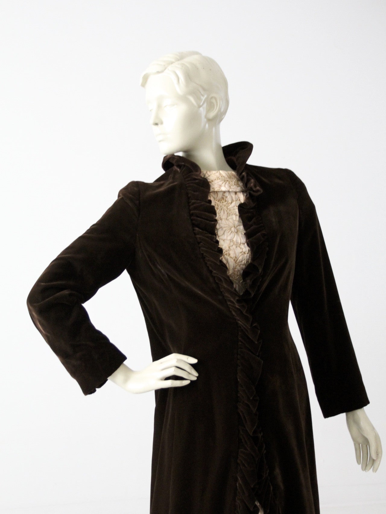 vintage 50s velvet opera coat by Miss Bergdorf