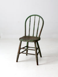 antique farmhouse bow back Windsor chair