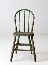 antique farmhouse bow back Windsor chair