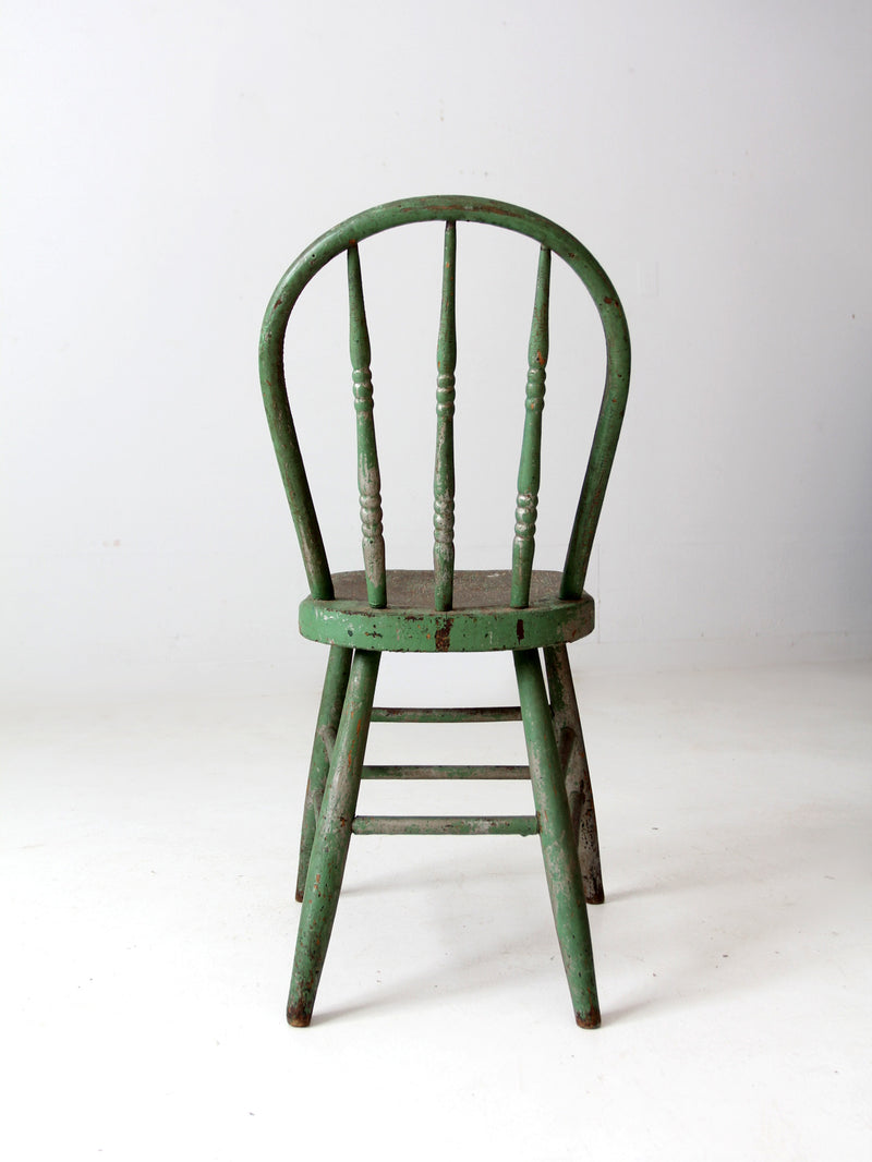 antique farmhouse bow back Windsor chair