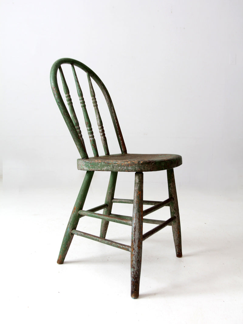 antique farmhouse bow back Windsor chair
