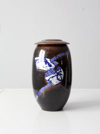 Tsukashin studio pottery vase