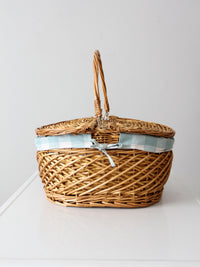 vintage picnic basket