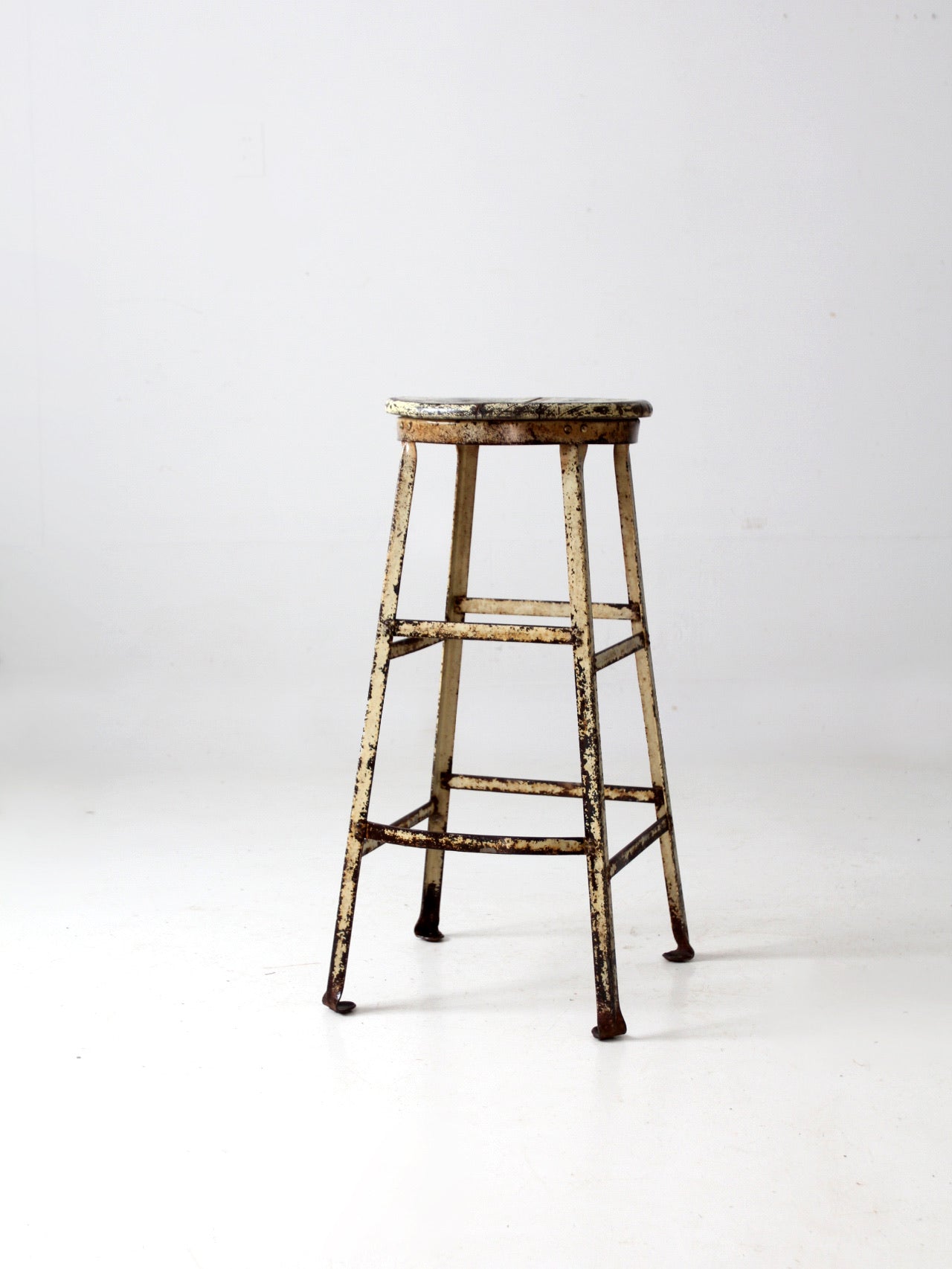 vintage industrial stool with wood seat – 86 Vintage