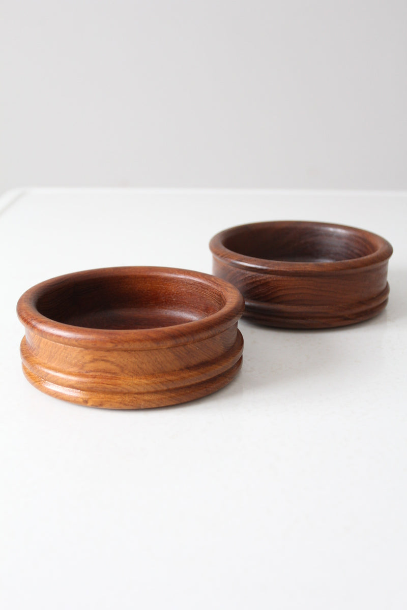 vintage wooden serving bowls pair