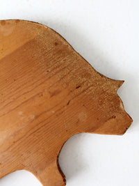 vintage wood pig cutting board
