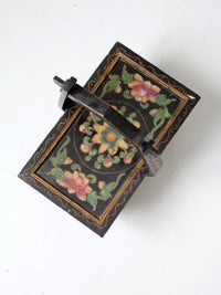 antique Chinese painted box