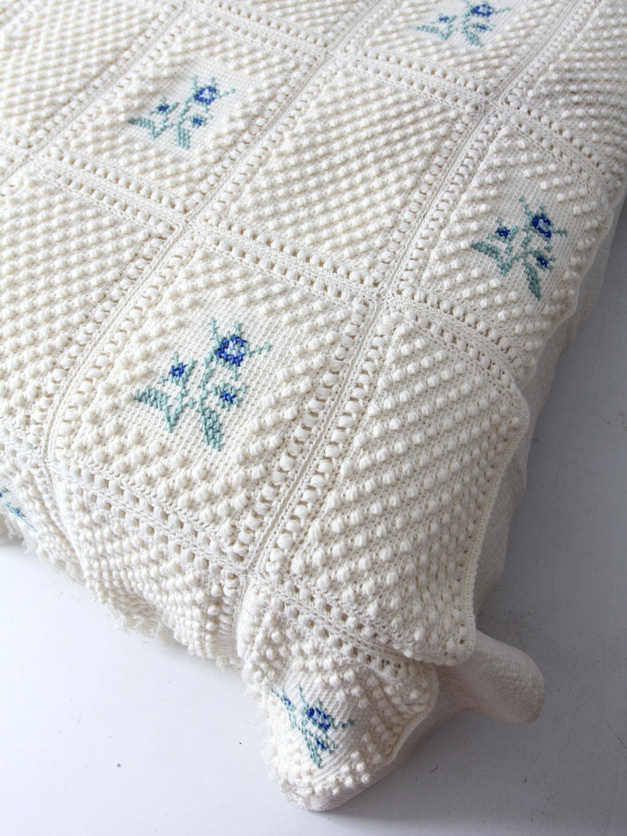 Vintage shop knit blanket