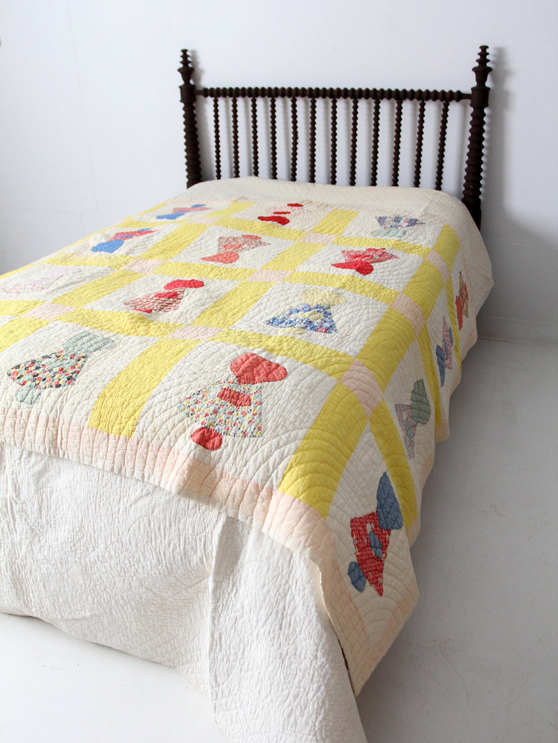 vintage Sunbonnet Sue quilt