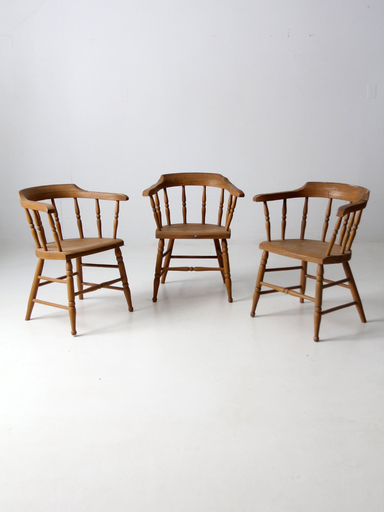 antique captain's chairs set of 3