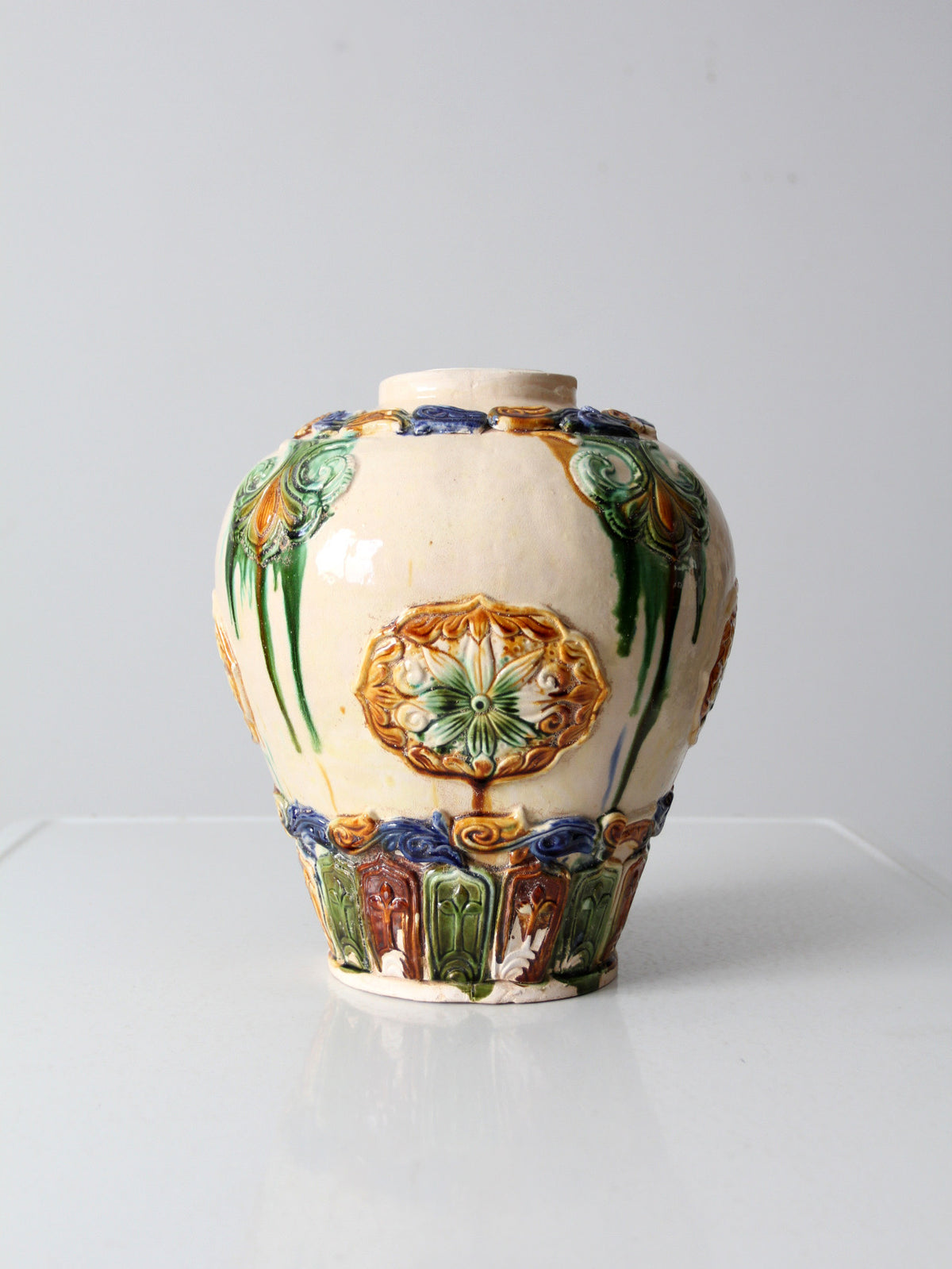 antique sancai-glaze vase