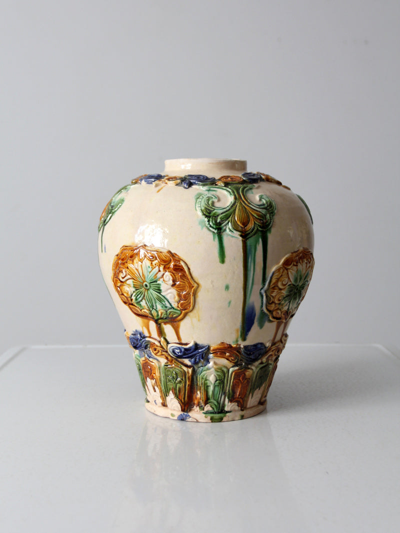 antique sancai-glaze vase