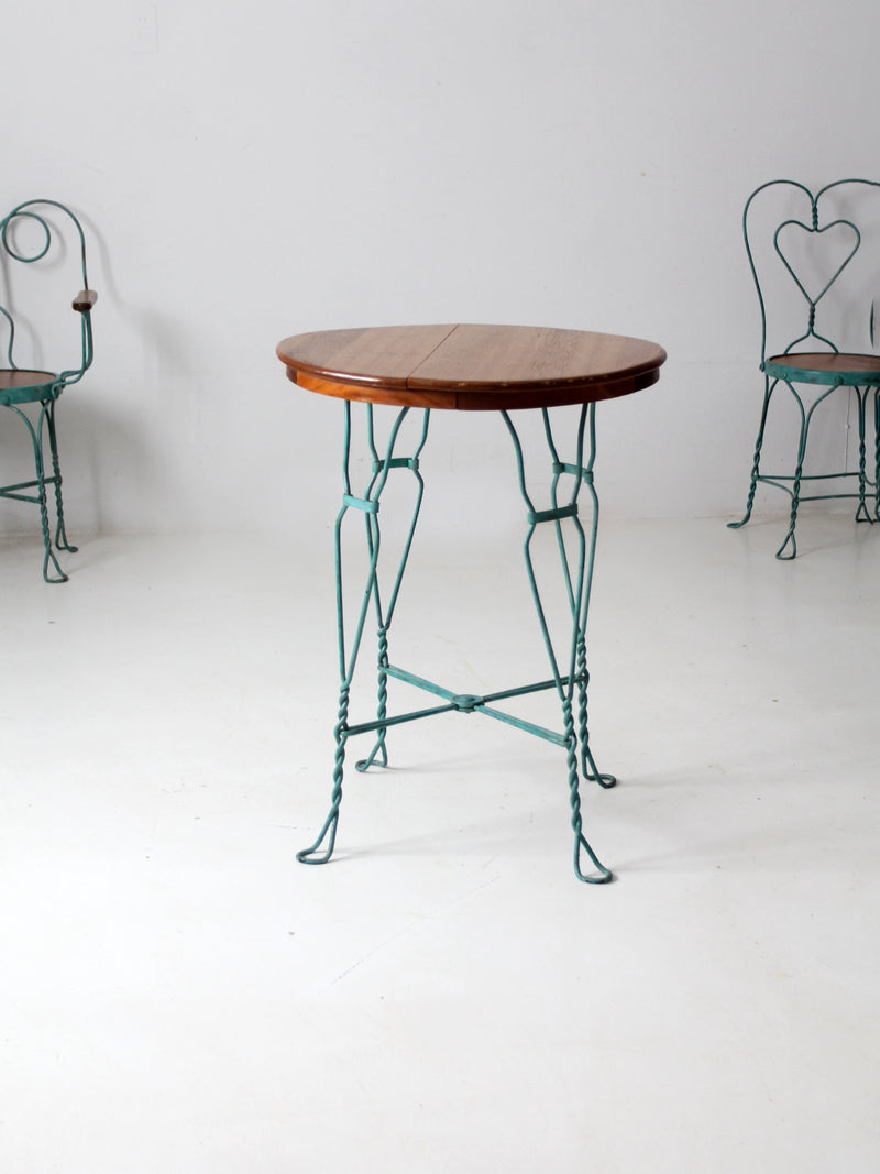 vintage ice cream parlor table set with 4 chairs