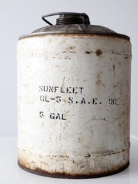vintage Sunfleet 5 gallon motor oil can