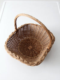 vintage wicker handle basket