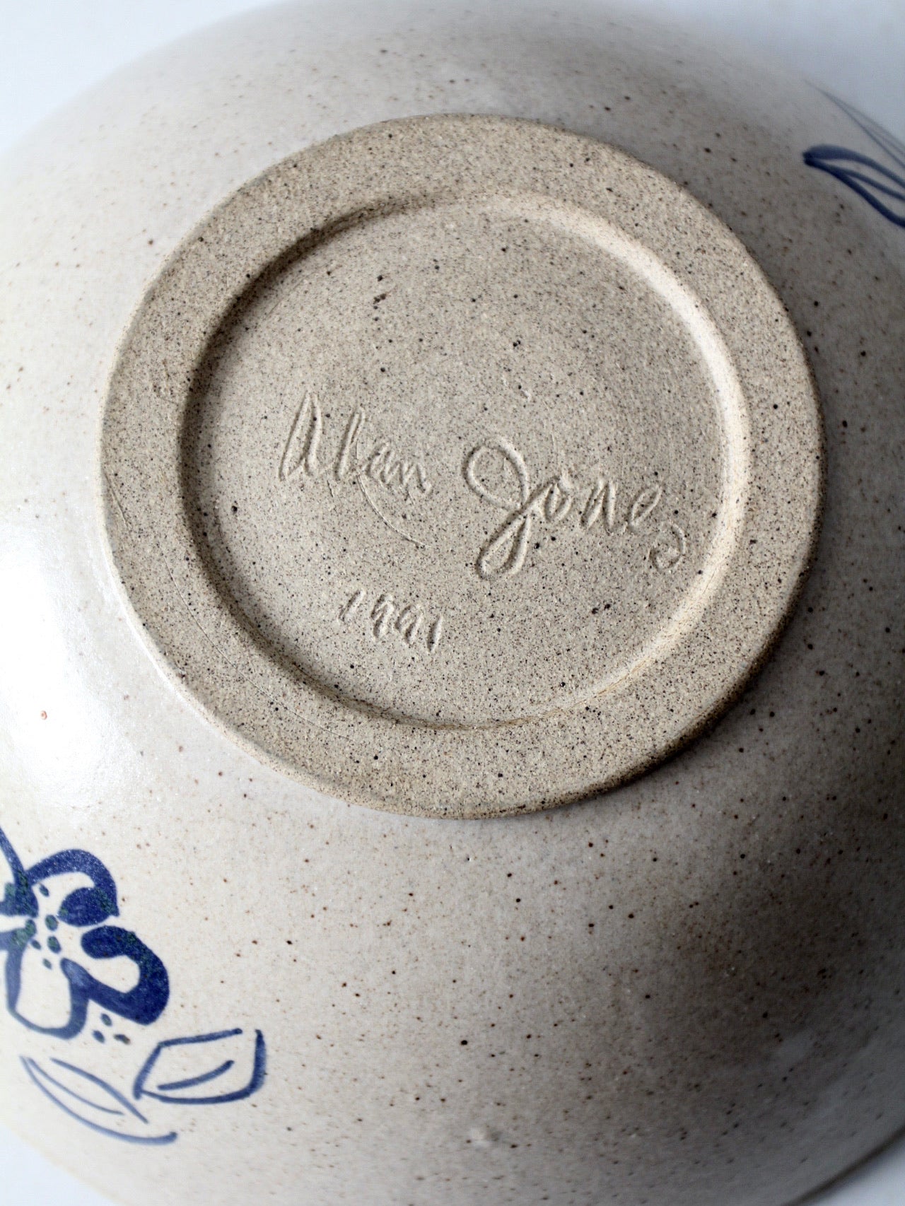 Alan Jones studio pottery bowl ca 1991