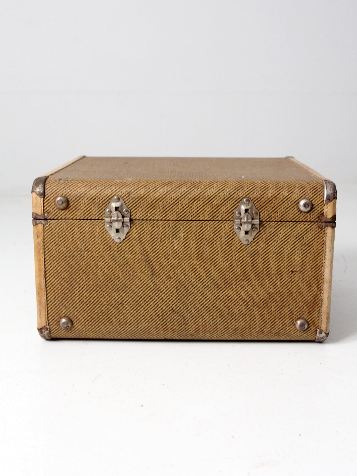 vintage square canvas suitcase – 86 Vintage