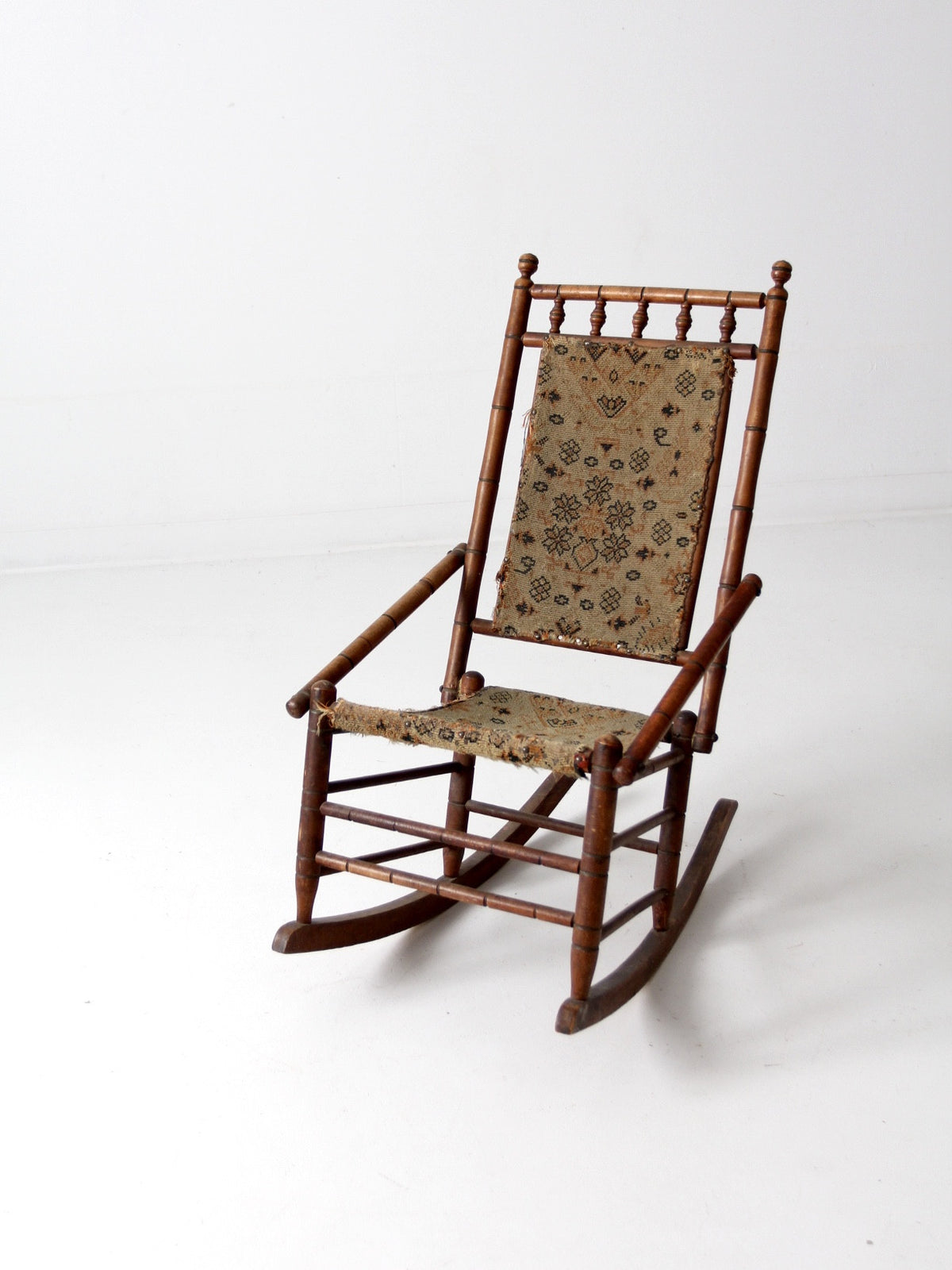 Small Victorian Rocking Chair Victorian rocking chair – 86 Vintage