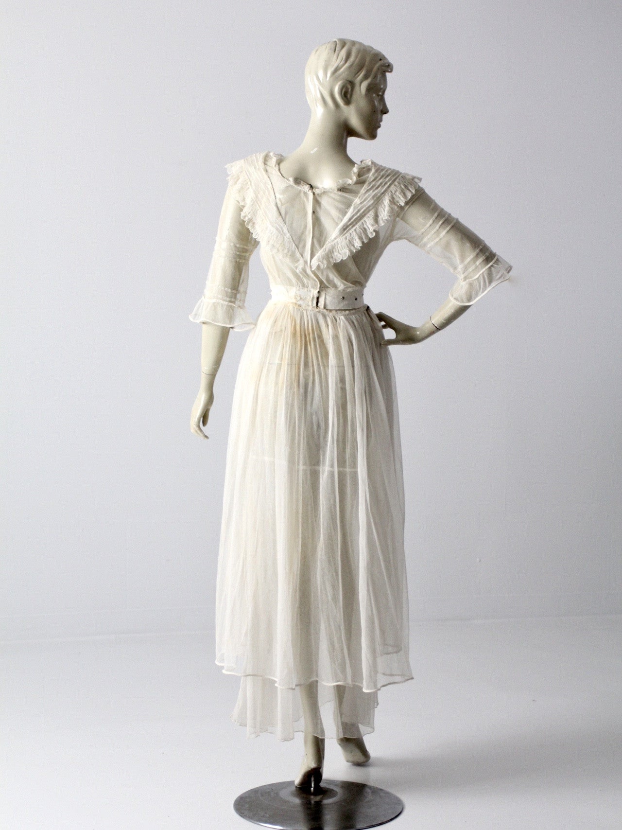 long white dress vintage White Victorian Edwardian Vintage Wedding Dress Premium Lace Overlay 1900s Bridal Gown (Size: XXL)