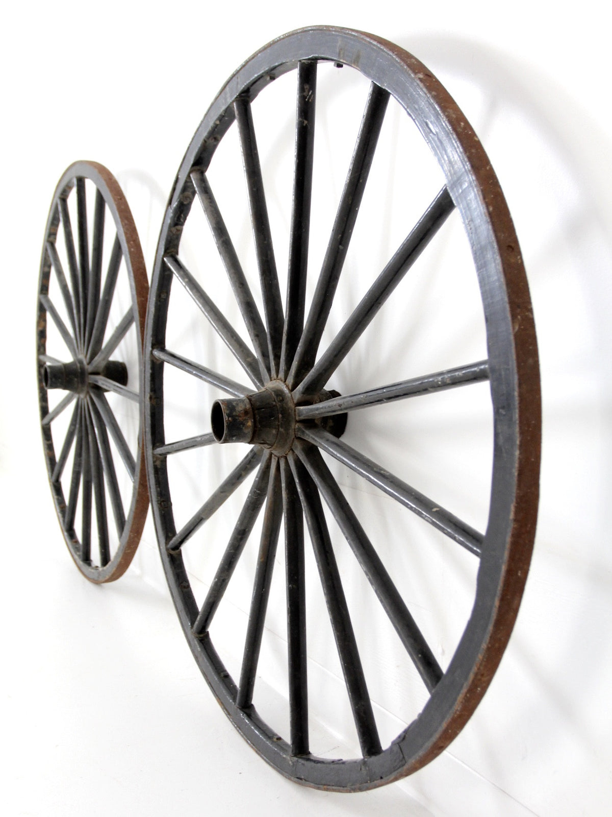antique wagon wheel pair – 86 Vintage