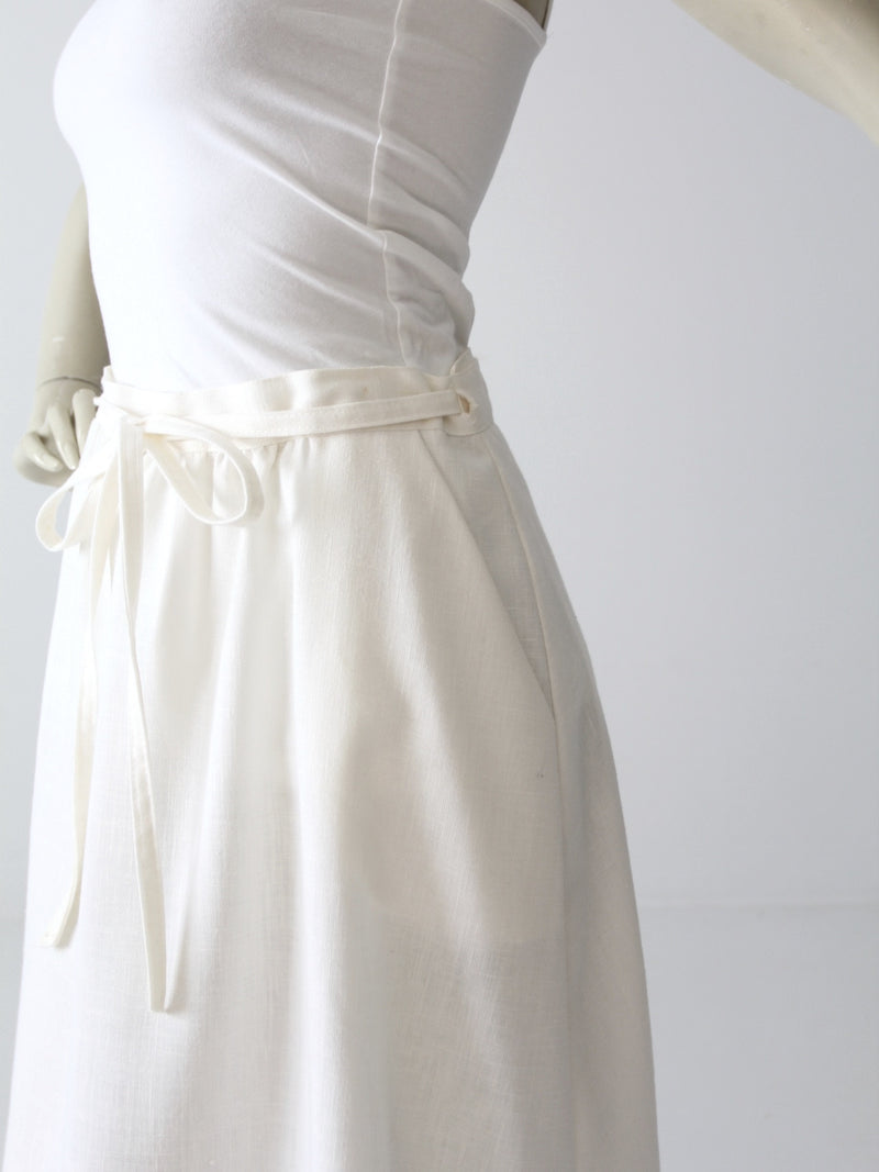 vintage 70s white wrap skirt with pocket