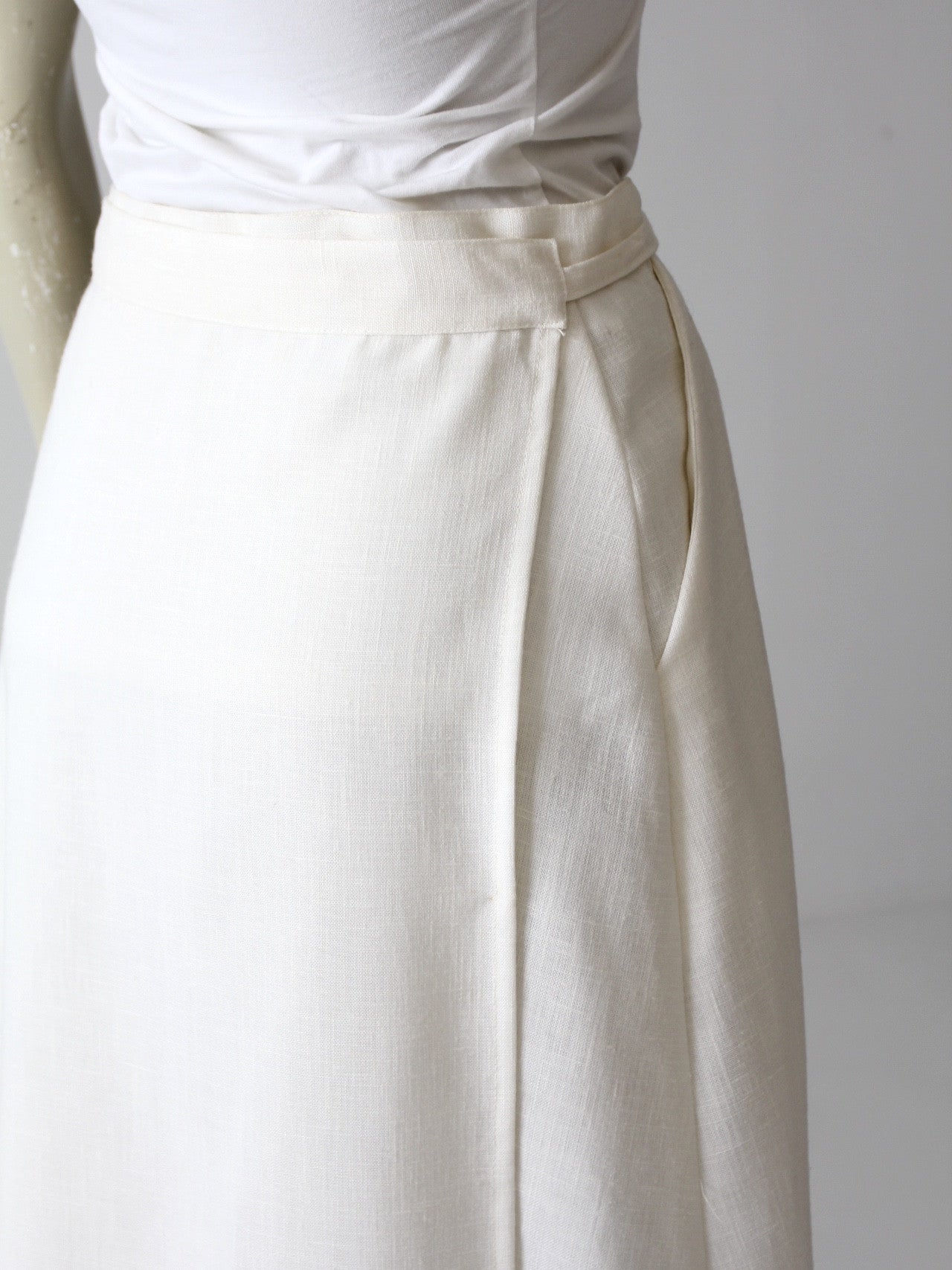 vintage 70s white wrap around skirt