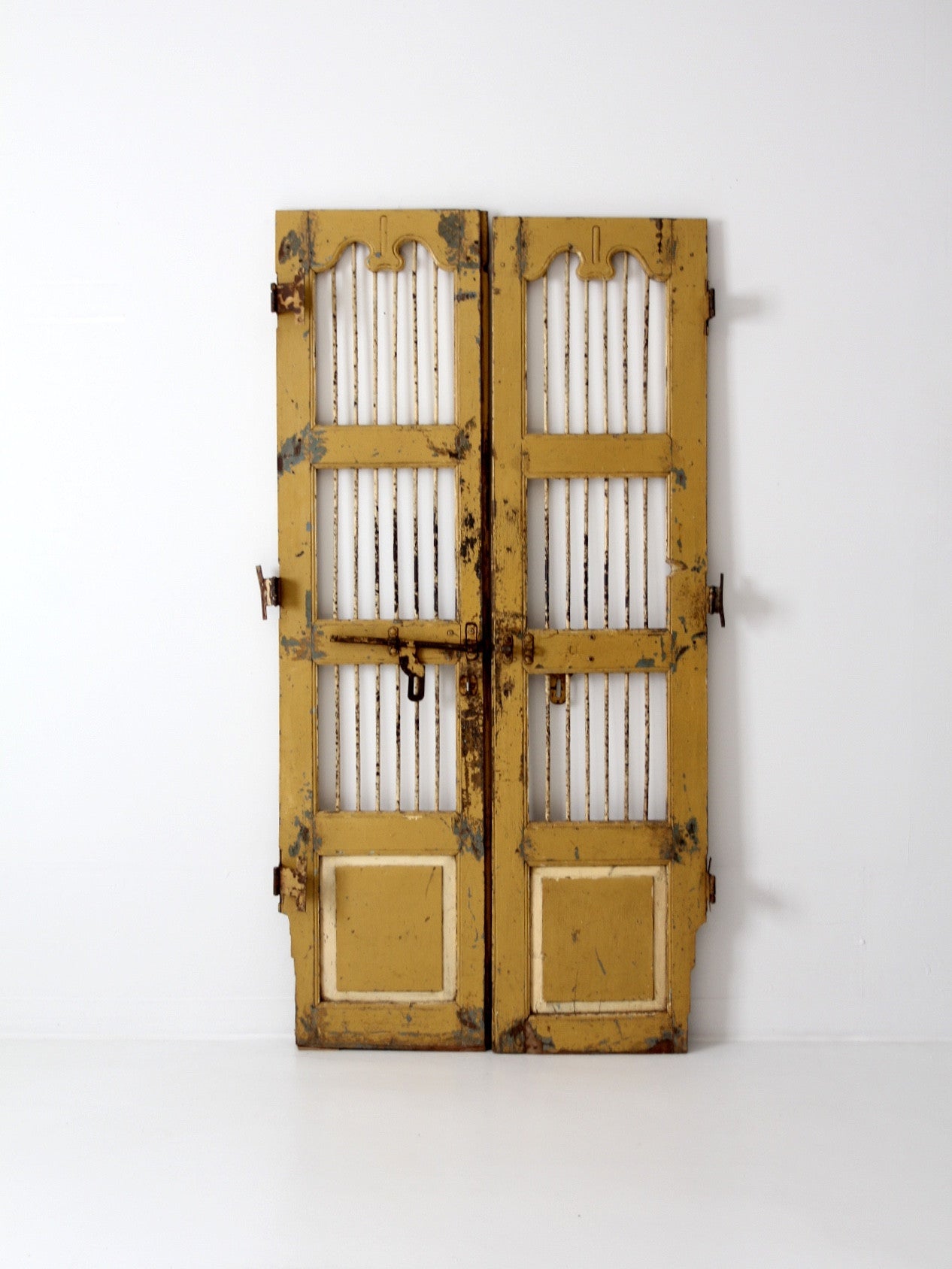 antique decorative wood doors