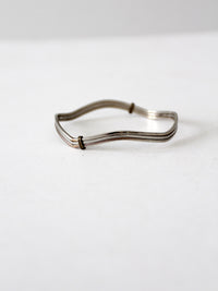 vintage wavy bangle bracelet