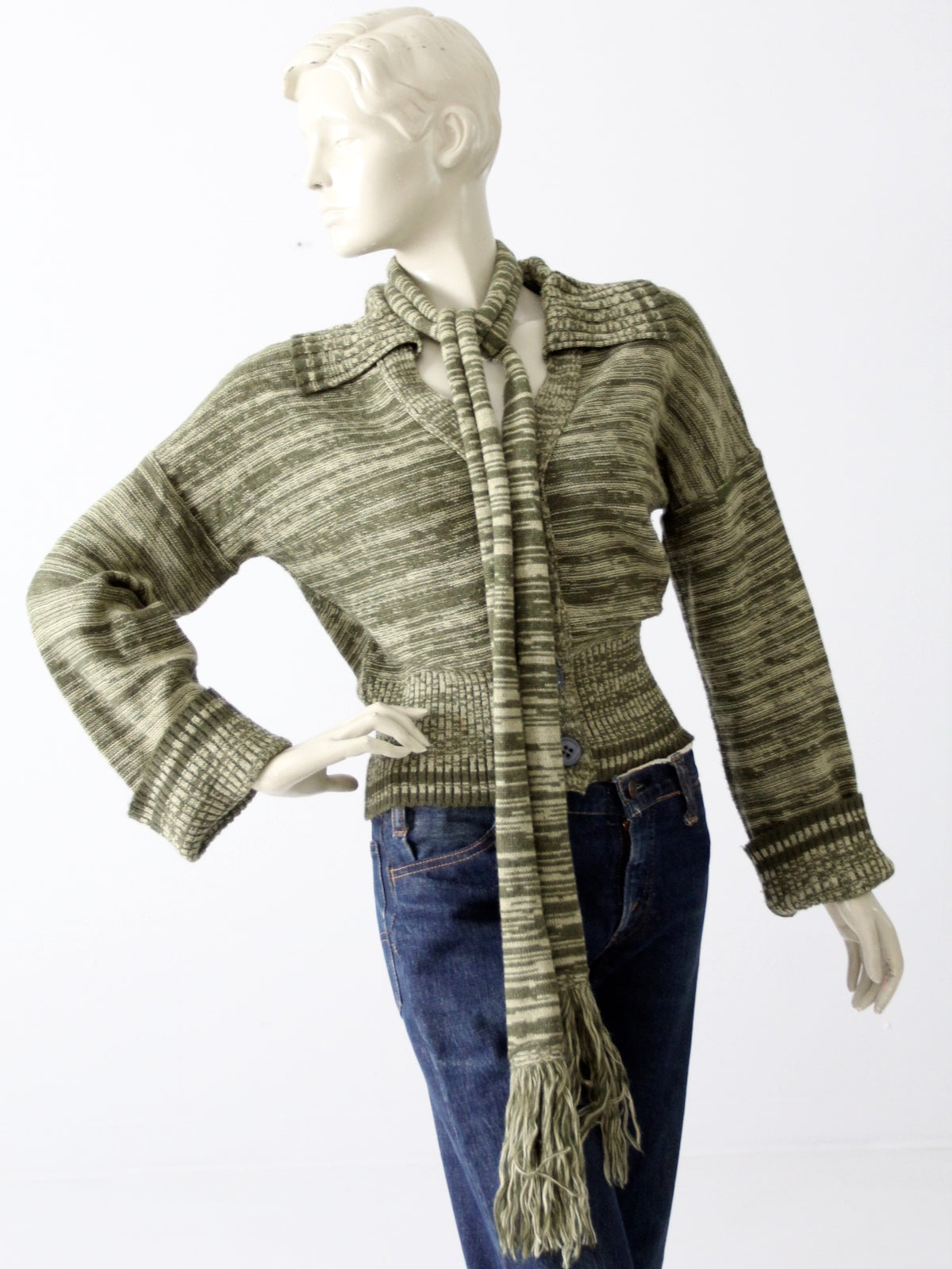 vintage 70s hippie sweater with scarf