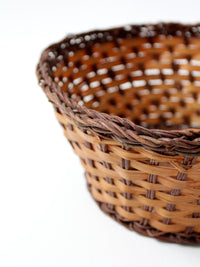 vintage bread basket