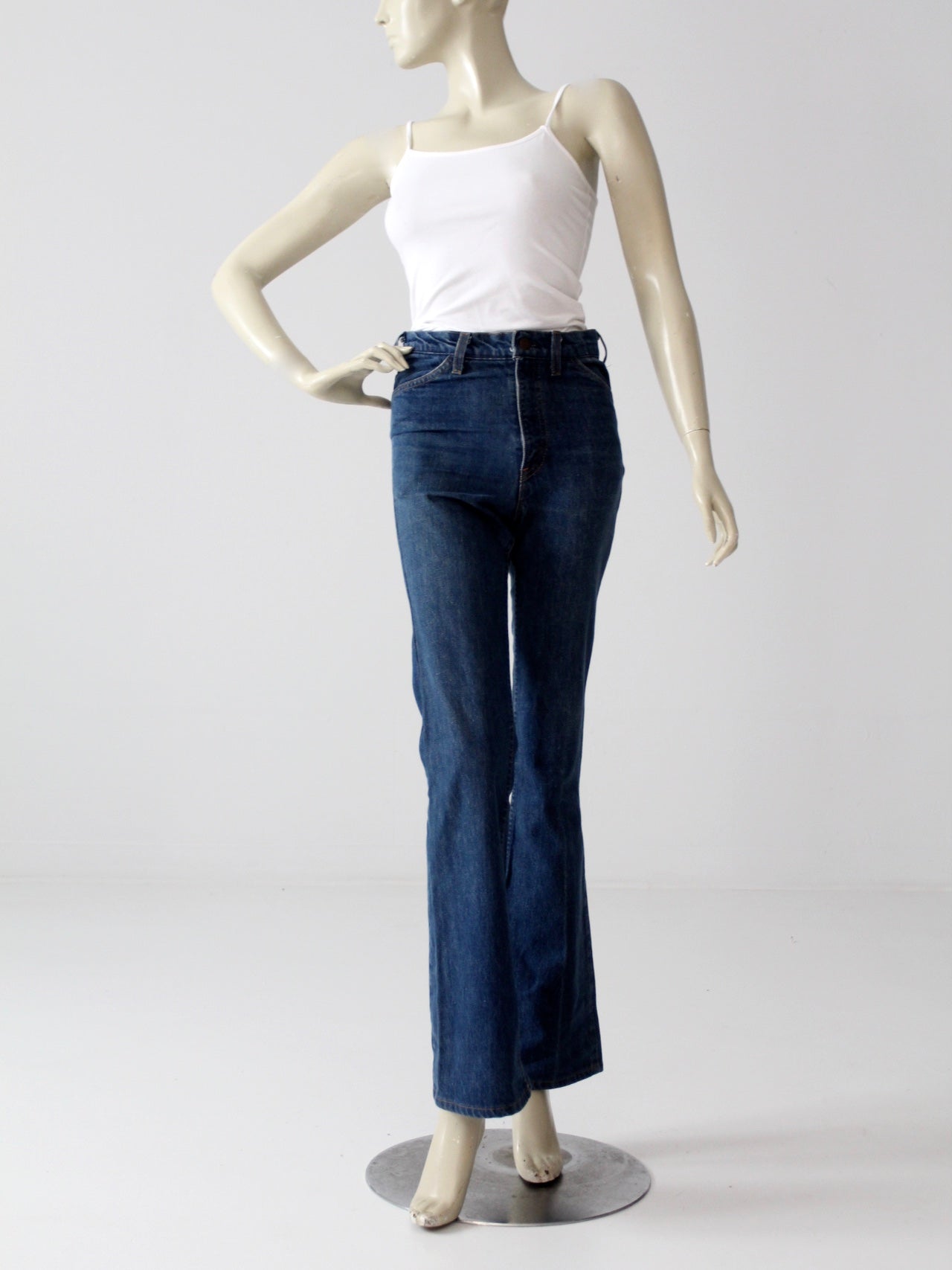 vintage 70s Levis flare leg jeans, 29 x 33 – 86 Vintage