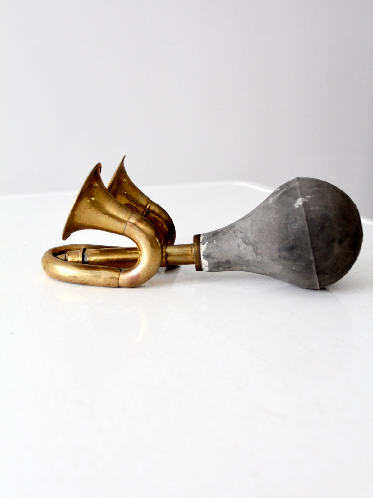 antique car horn – 86 Vintage