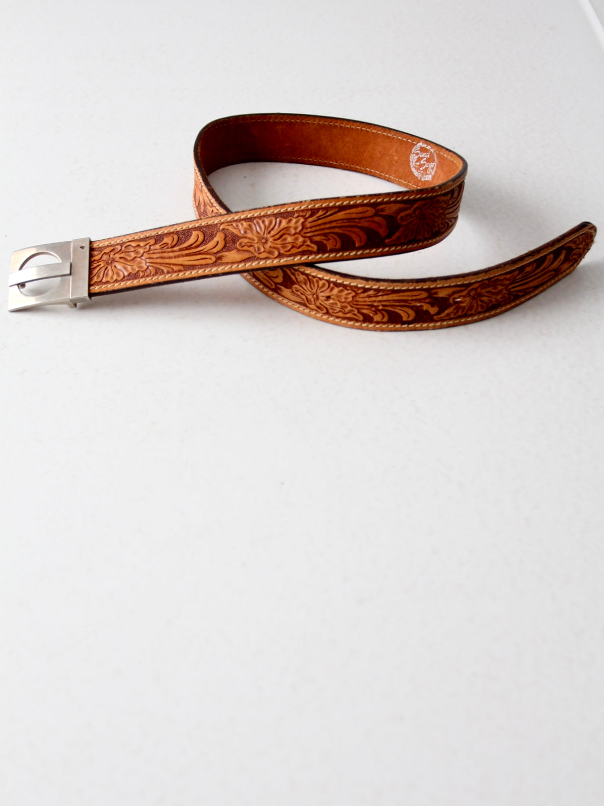 vintage 70s tooled leather belt