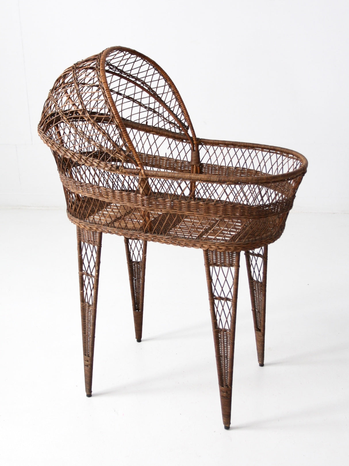 Antique wicker bassinet discount