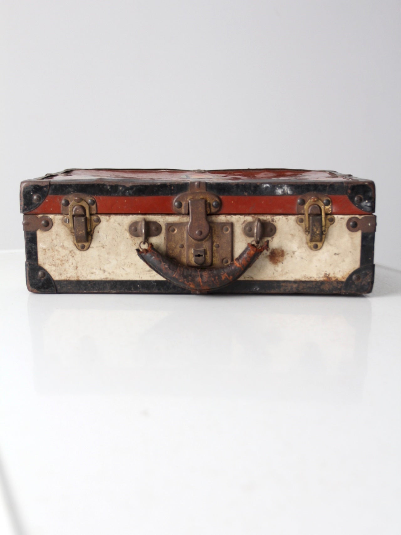 Vintage aluminium suitcase sales