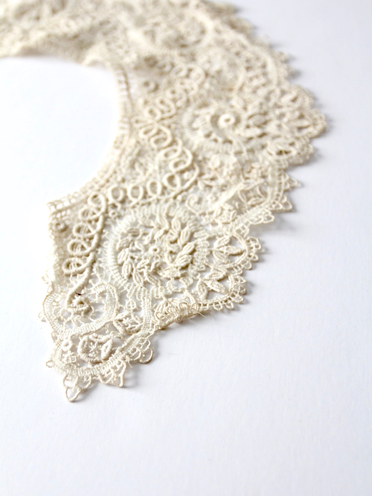 classic lace collar tops main image 0